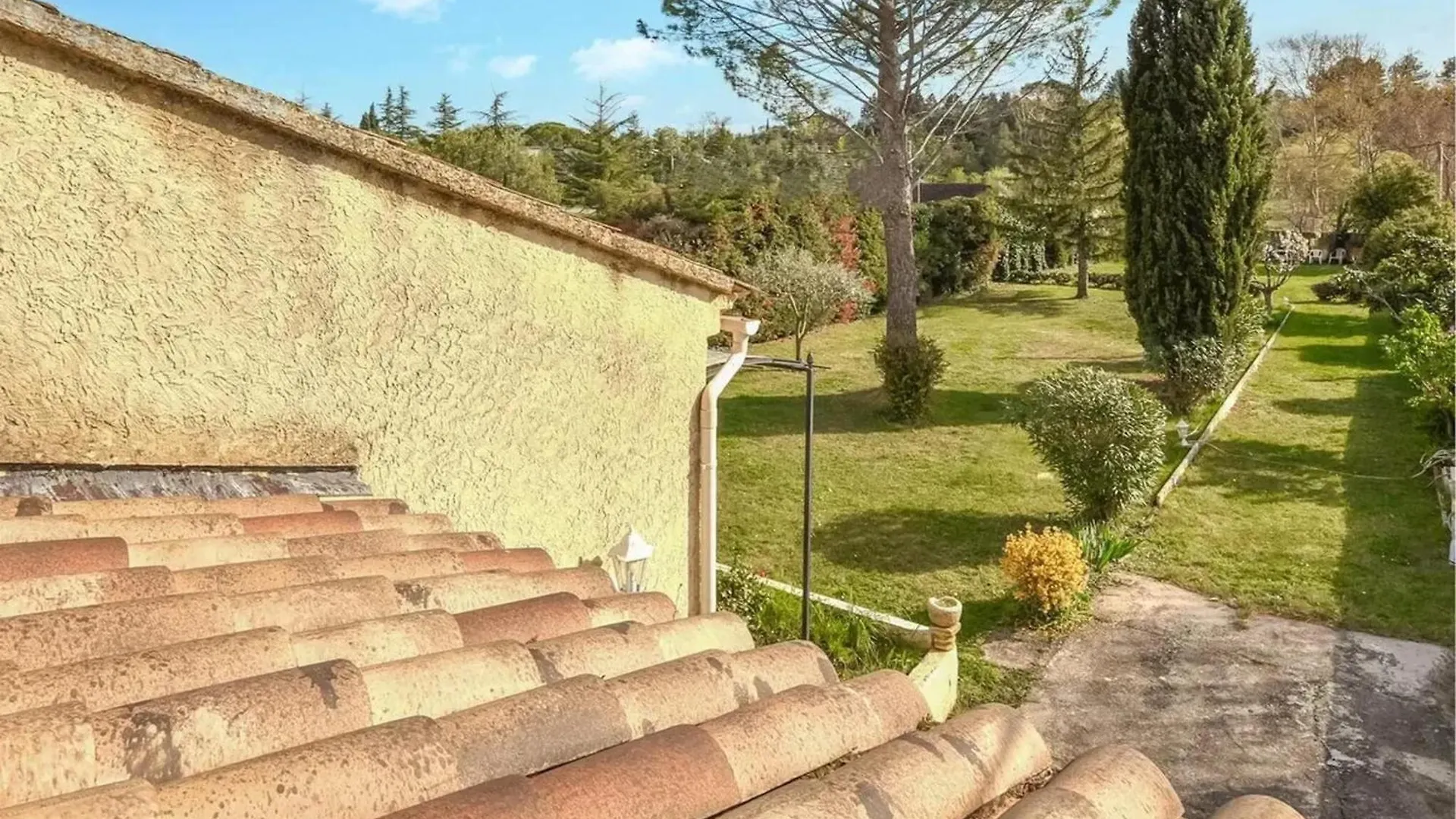 Casa vacanze Maison Provencale Avec Cheminee A Loriol-Du-Comtat, Jardin Privatif